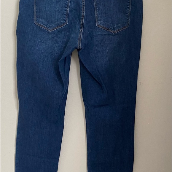 3/$10 🛒 Juniors skinny jeans. EUC - Picture 2 of 4